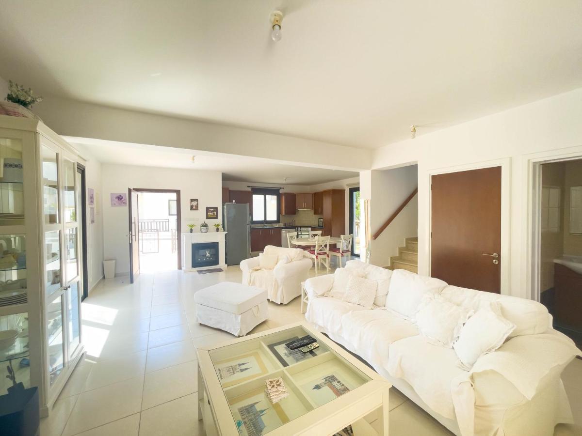 Villa Chrysa Protaras Buitenkant foto
